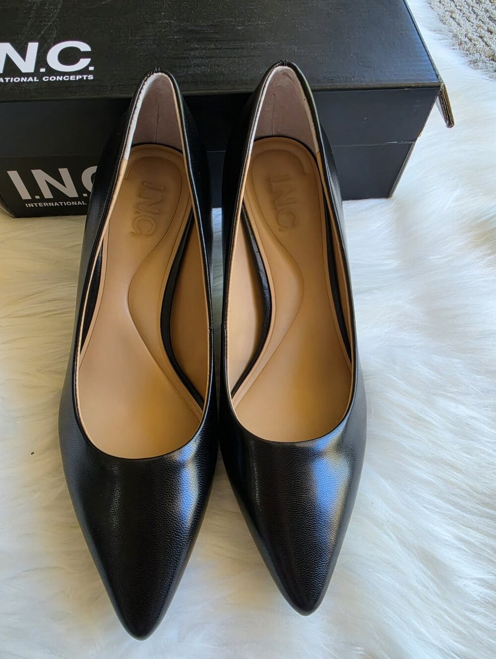 I.n.c. International Concepts Women's Zitah Pointed Toe Pumps, Black Leather, 7M